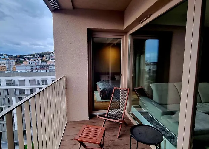 City View Apartment Free Parking